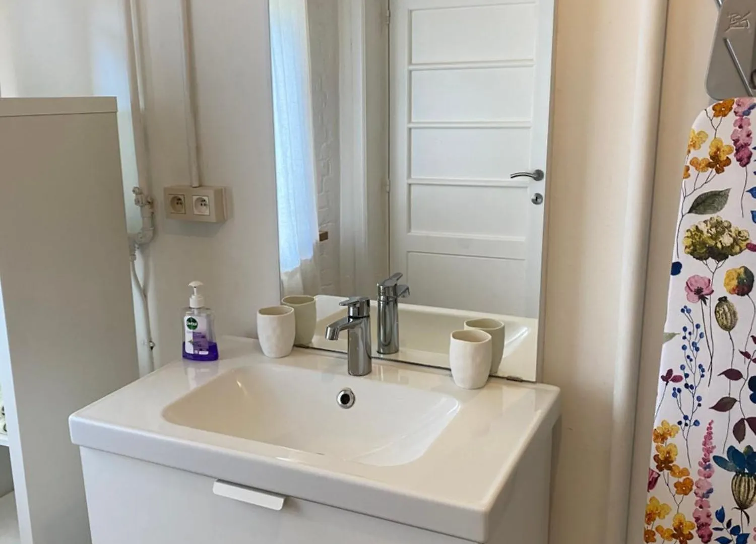 Chambre Chants D'Oiseaux Apartment Brussels Belgium